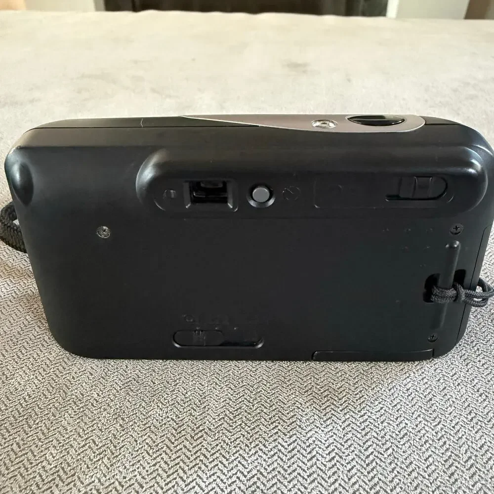 Fujifilm Endeavor 50 APS Film Point & Shoot Camera w/ Case Tested No Film